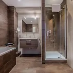 Modern In With Terrace Appartement *