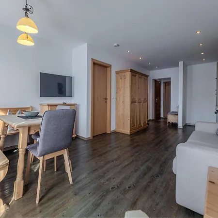 Modern In With Terrace Jochberg