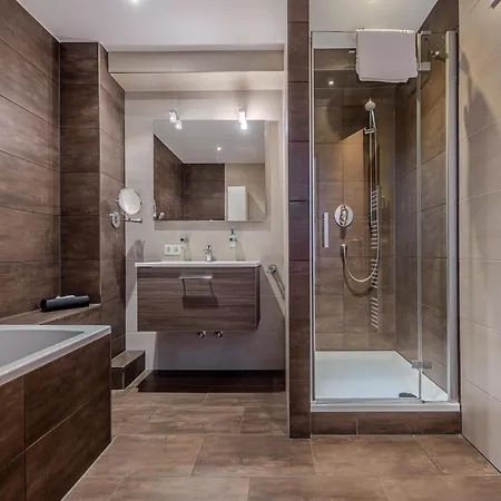 Modern In With Terrace Appartement *